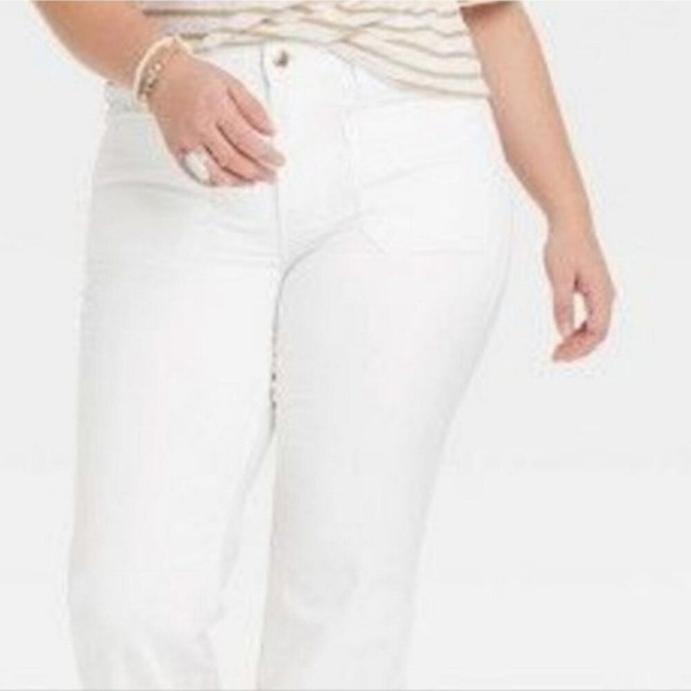 Universal thread Women's White Jeans High Rise Flare Size 12/S